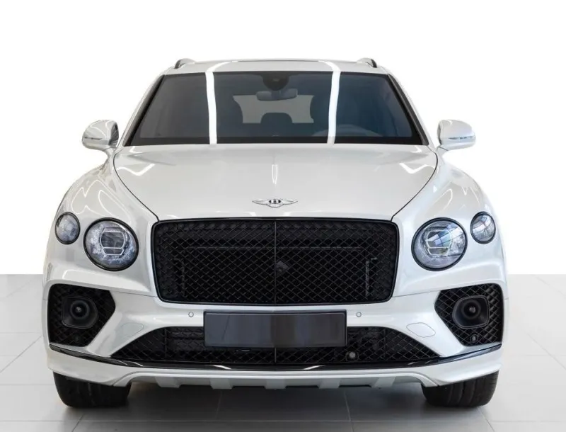 Bentley Bentayga Hybrid =Black Specification= Night Vision Г Image 2